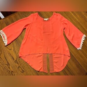 Umgee NWOT Coral Lace Trim Women’s Top-Large